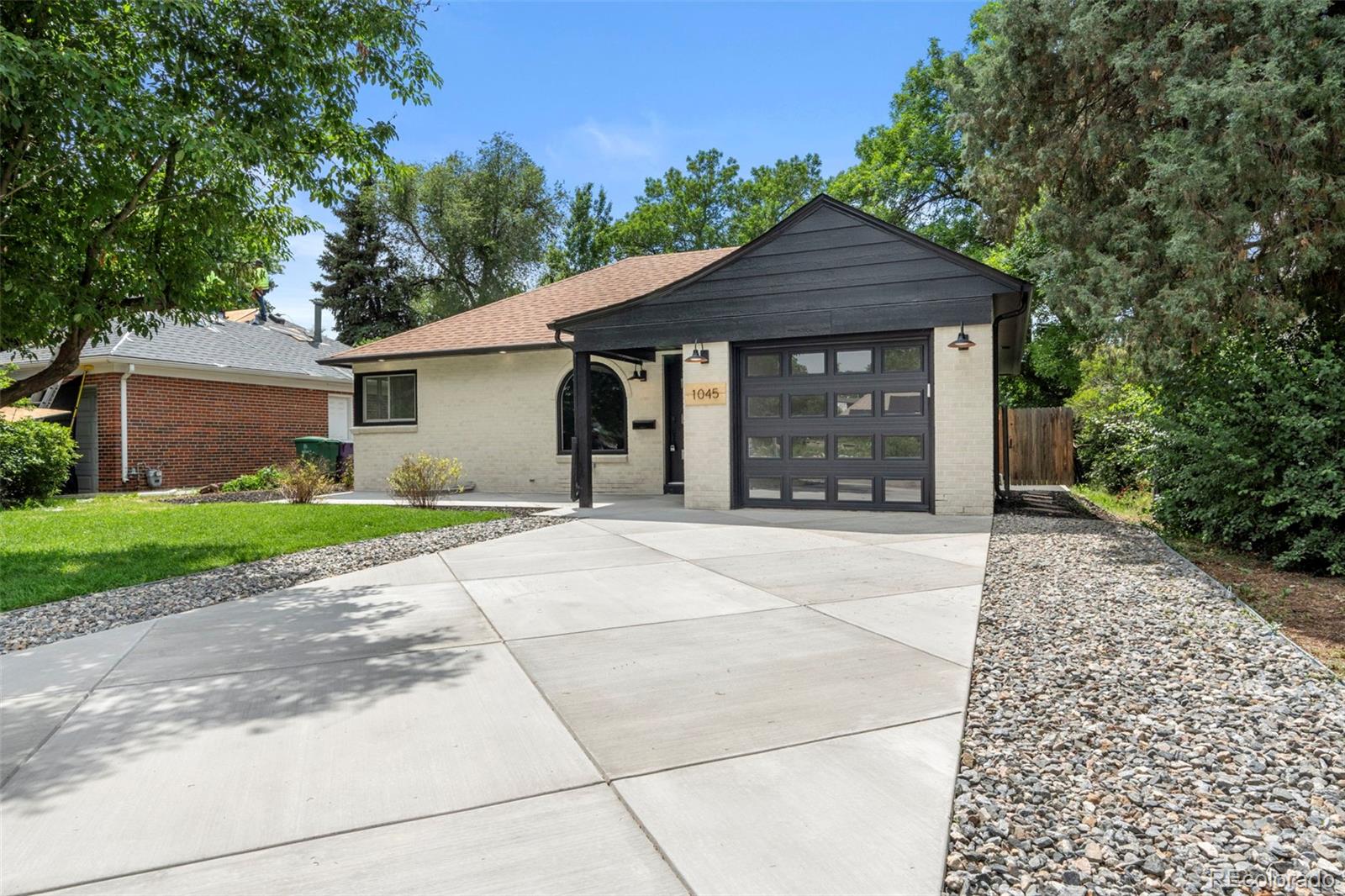 1045  Locust Street, denver  House Search MLS Picture