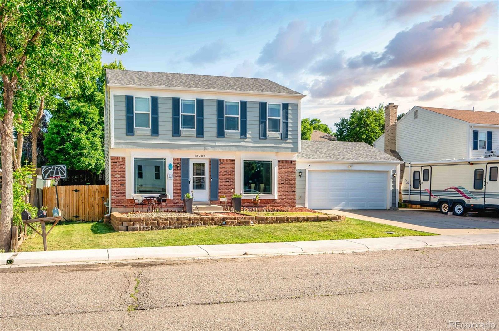 12234 W Saratoga Avenue, morrison MLS: 7401172 Beds: 4 Baths: 4 Price: $675,000