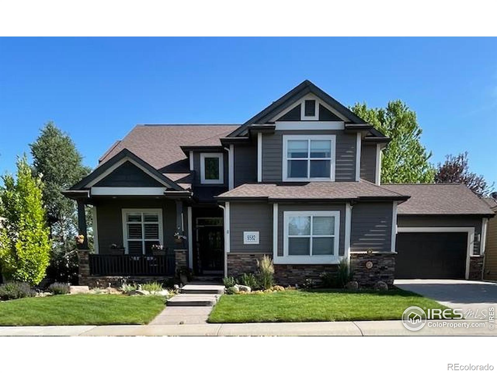 6582  Spanish Bay Drive, windsor MLS: 4567891036911 Beds: 5 Baths: 5 Price: $1,030,000