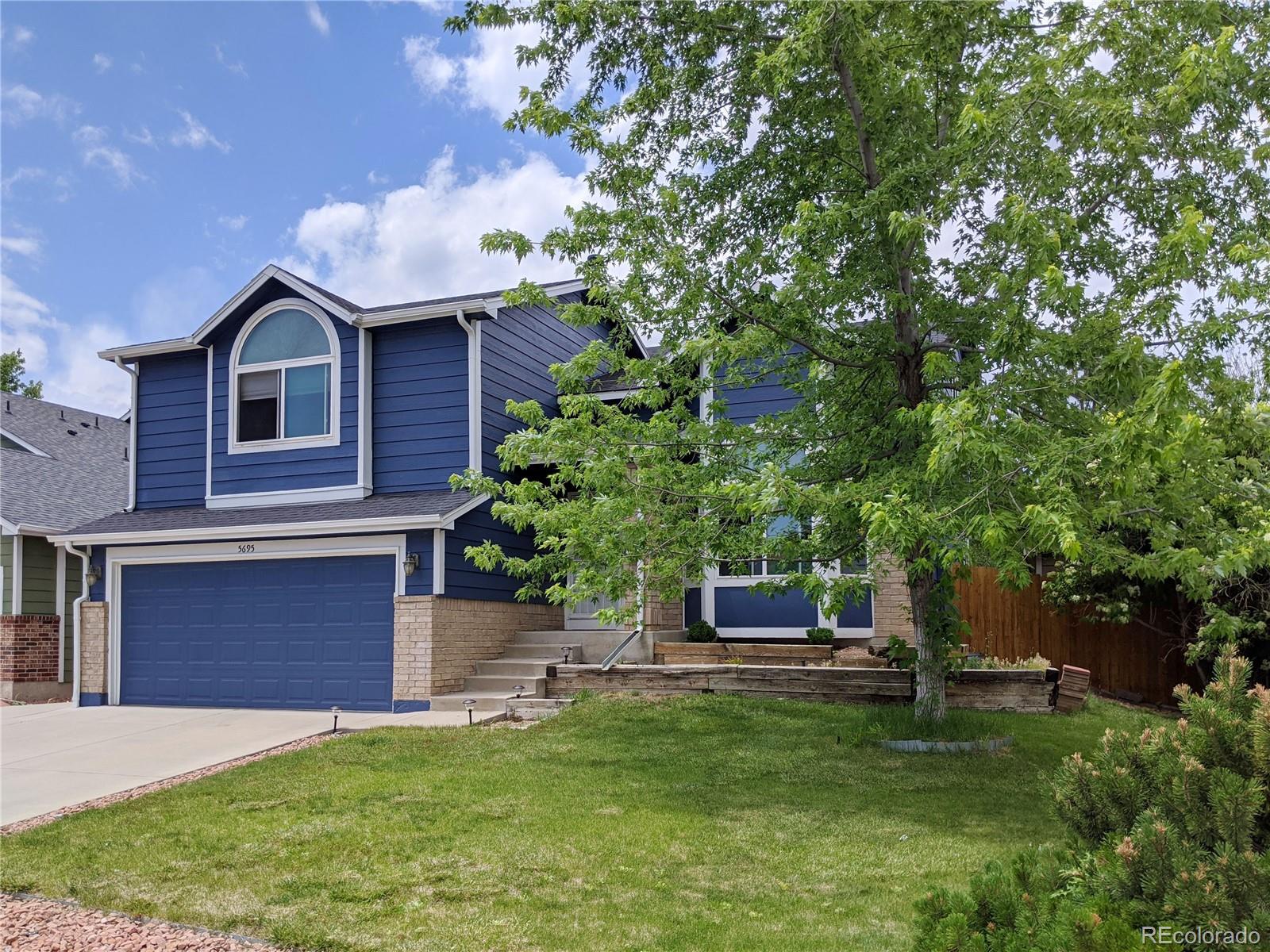 5695 W 109th Circle, westminster MLS: 2414803 Beds: 3 Baths: 3 Price: $610,000