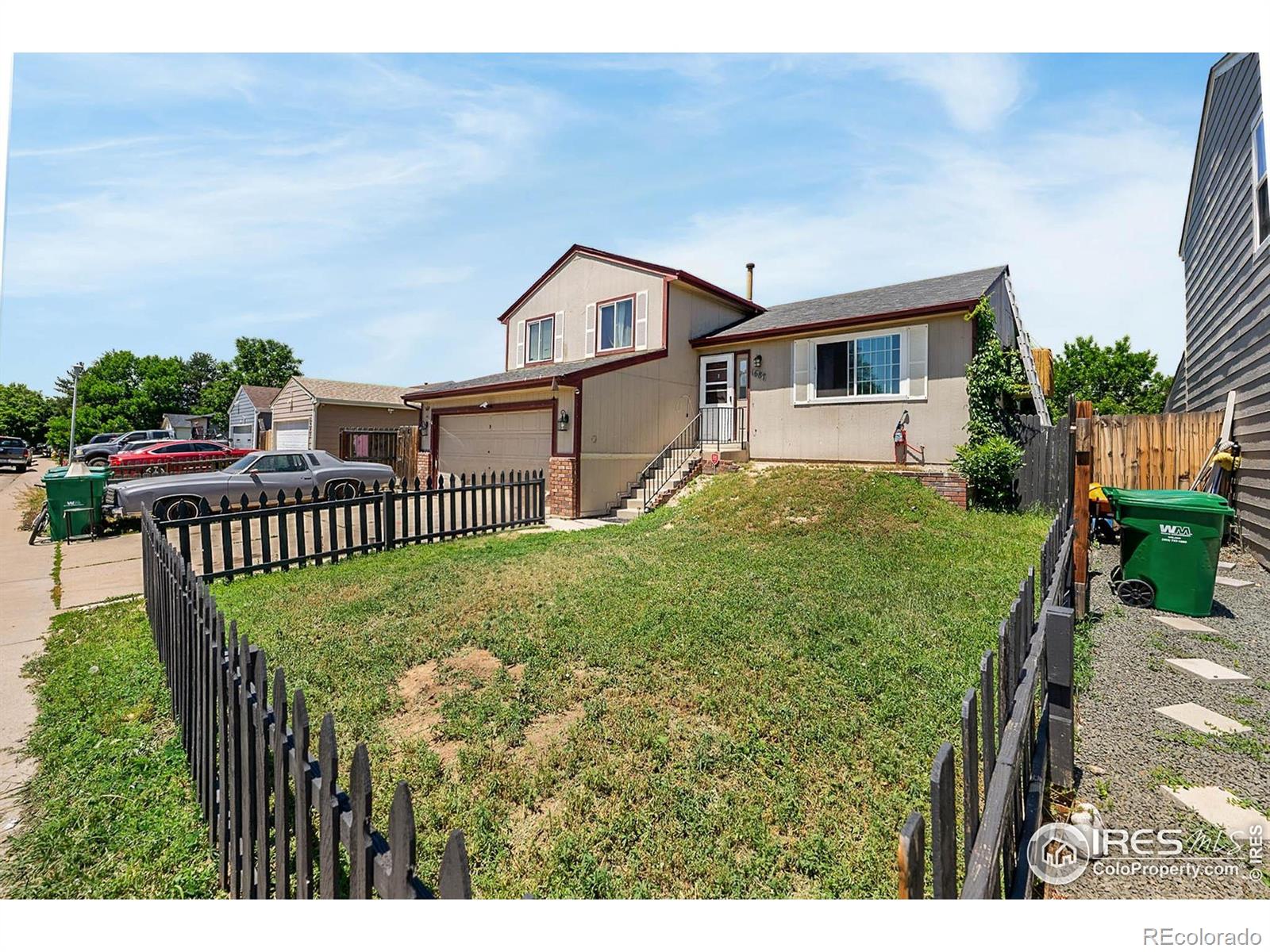 1687  Ensenada Way, aurora MLS: 4567891036929 Beds: 3 Baths: 2 Price: $380,000