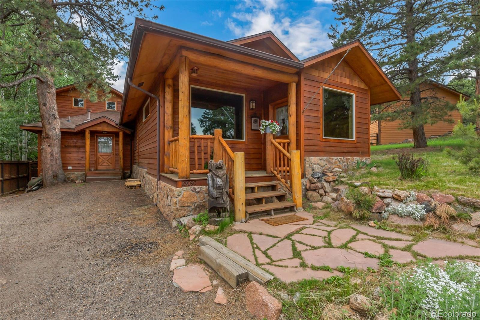 29090  Golf Way, evergreen MLS: 8766514 Beds: 3 Baths: 3 Price: $775,000