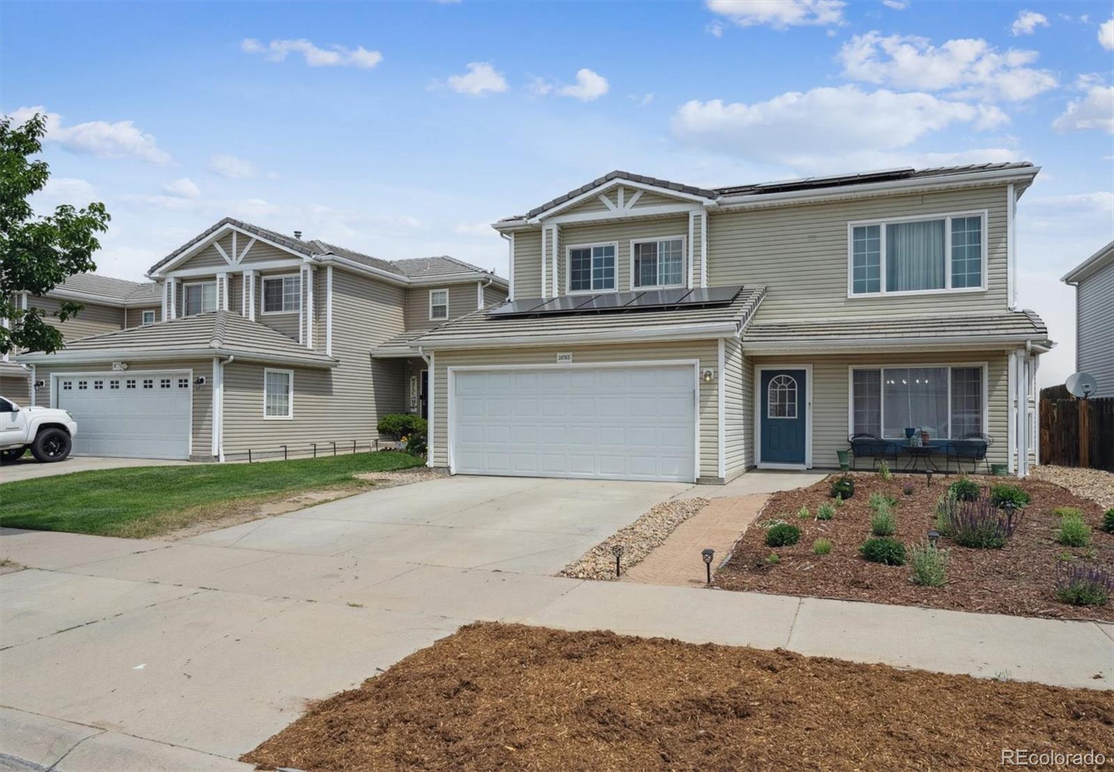 20765 E 39th Avenue, denver MLS: 3049521 Beds: 4 Baths: 3 Price: $515,000