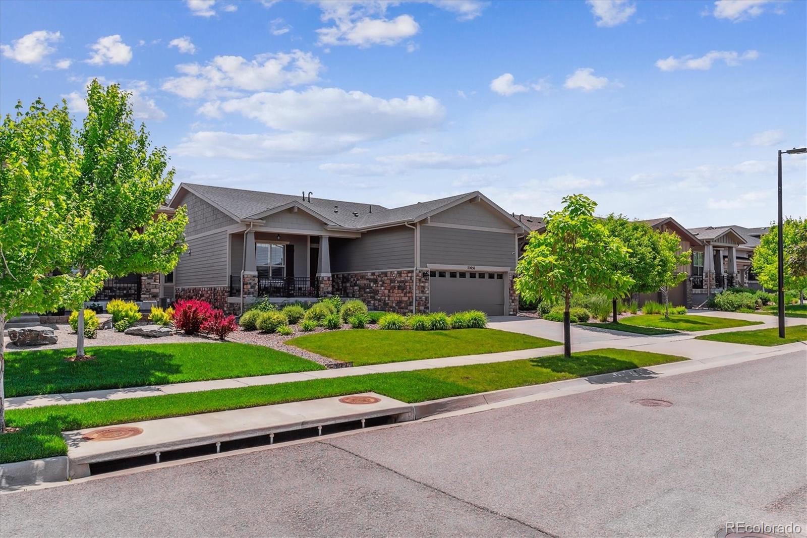 22656 E Glidden Drive, aurora MLS: 2881489 Beds: 2 Baths: 2 Price: $625,000