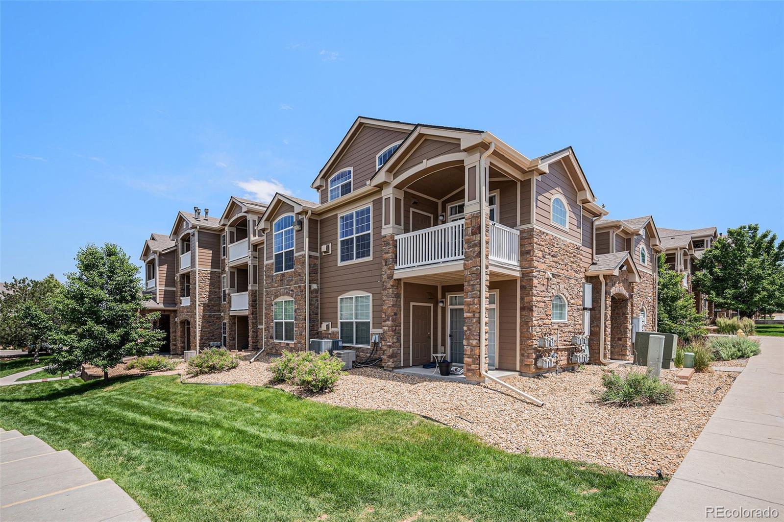 7440 S Blackhawk Street, englewood  House Search MLS Picture