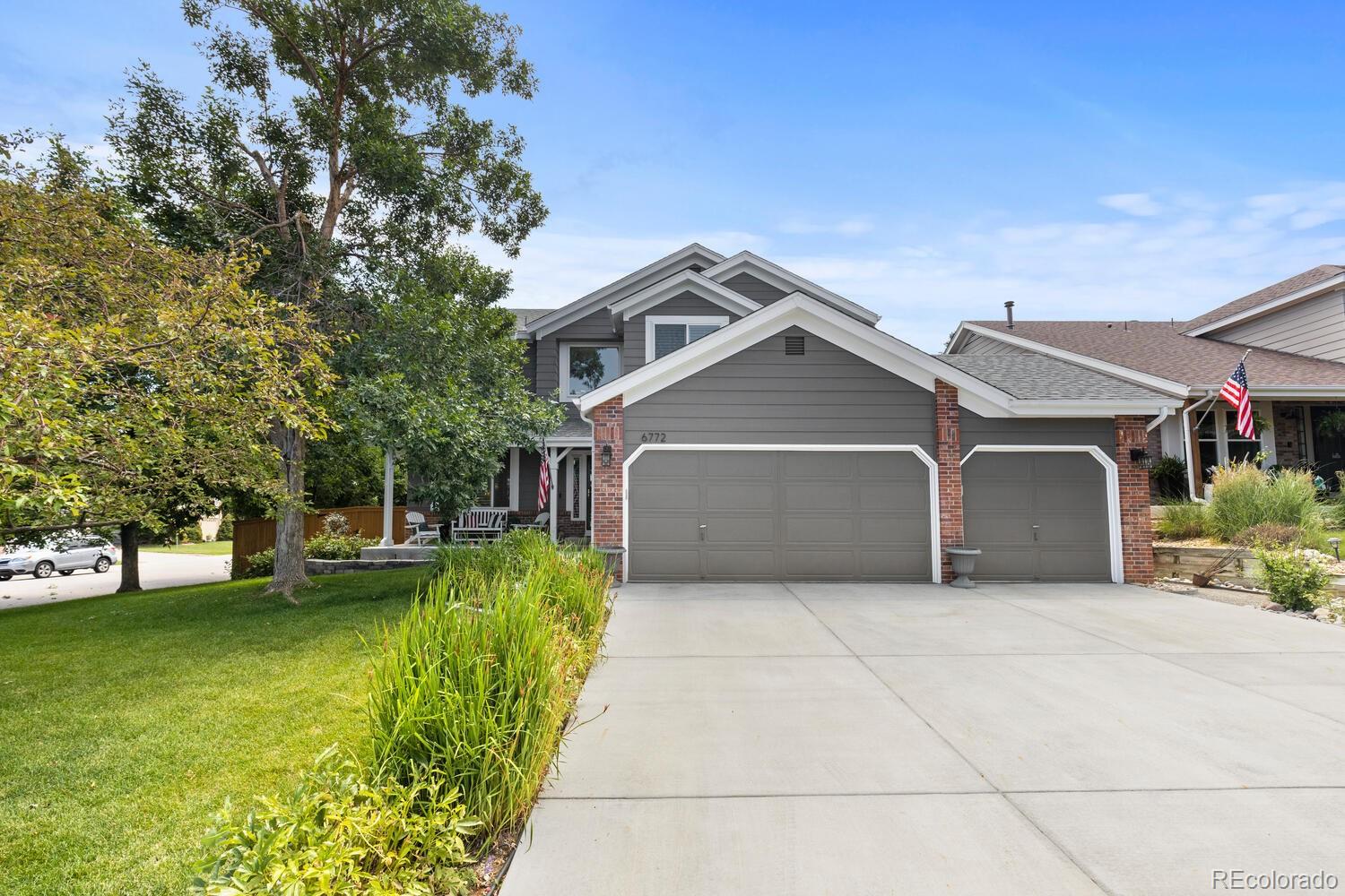6772  Tiger Tooth , littleton MLS: 5723061 Beds: 3 Baths: 3 Price: $800,000