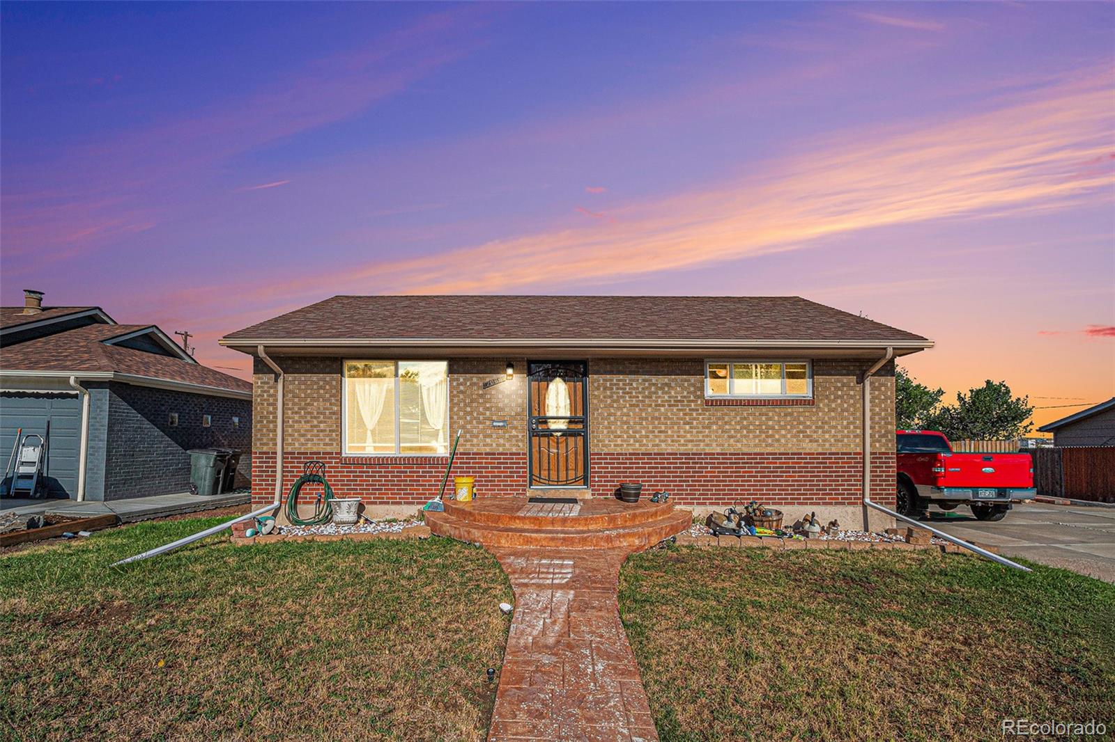 7066  Jennie Drive, denver MLS: 5047468 Beds: 4 Baths: 2 Price: $500,000