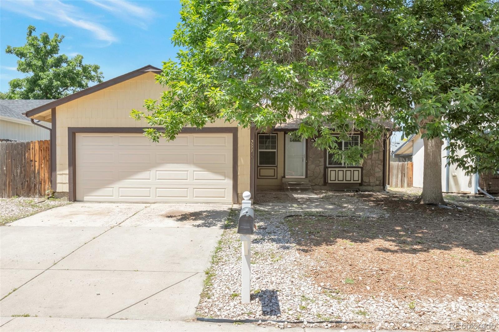 3577 S Ouray Circle, aurora MLS: 6153855 Beds: 4 Baths: 3 Price: $483,400