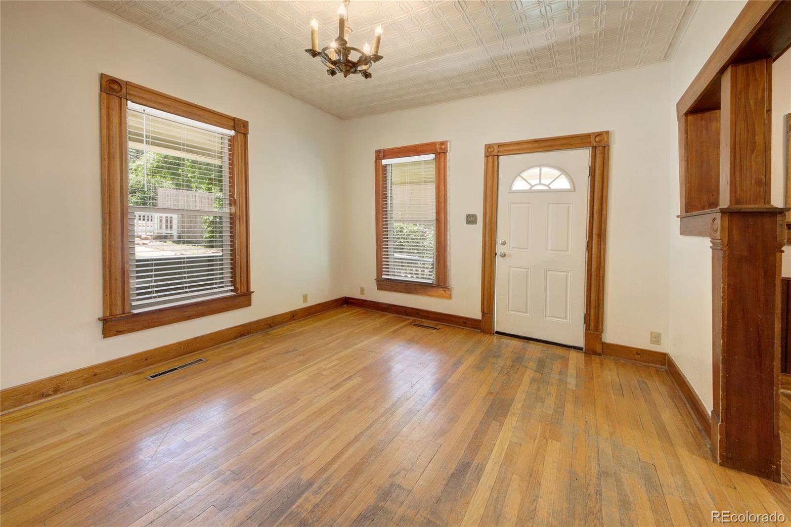 827 W Kiowa Street, colorado springs  House Search MLS Picture