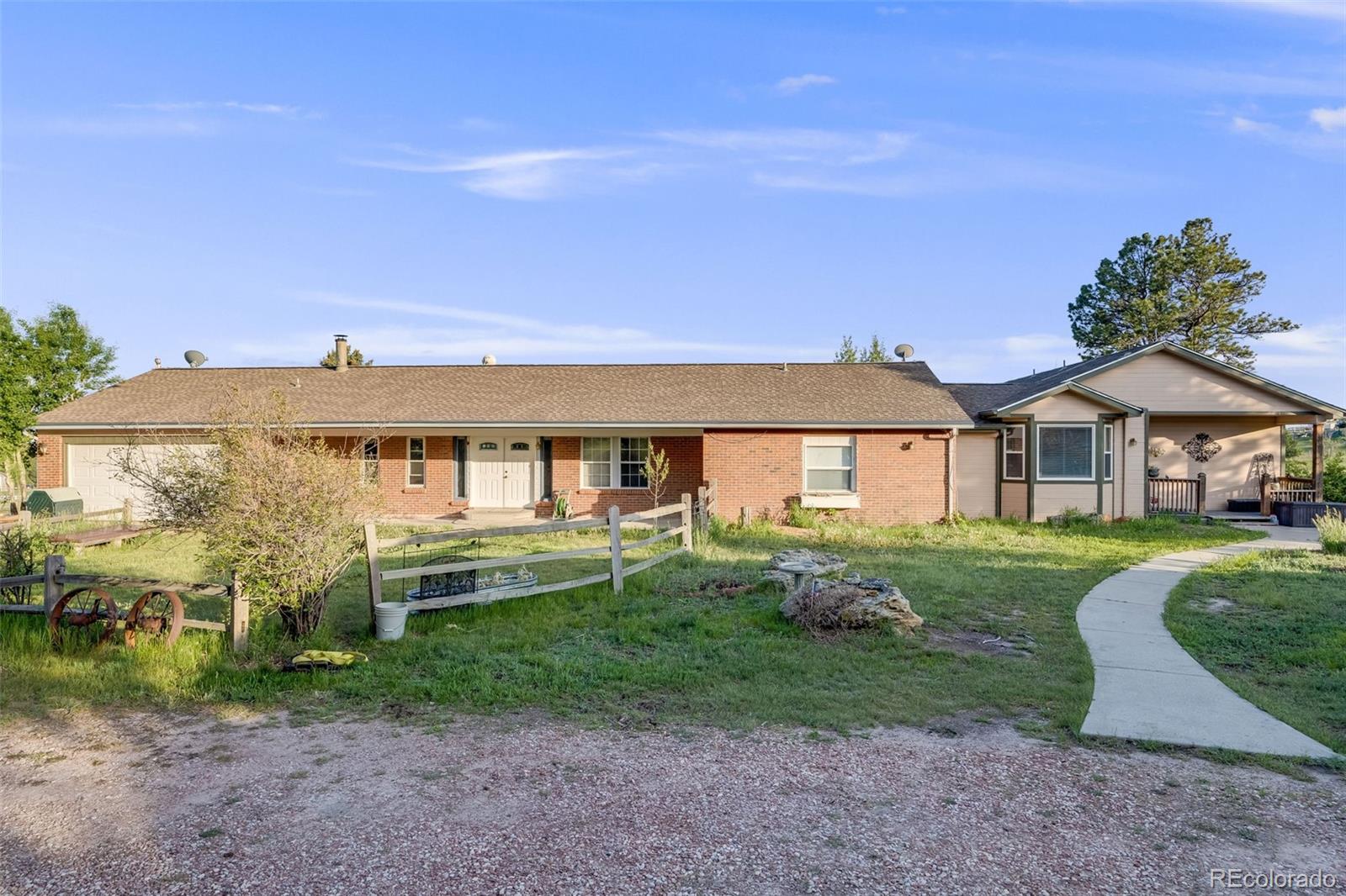 34586  Morgan Trail, elizabeth  House Search MLS Picture