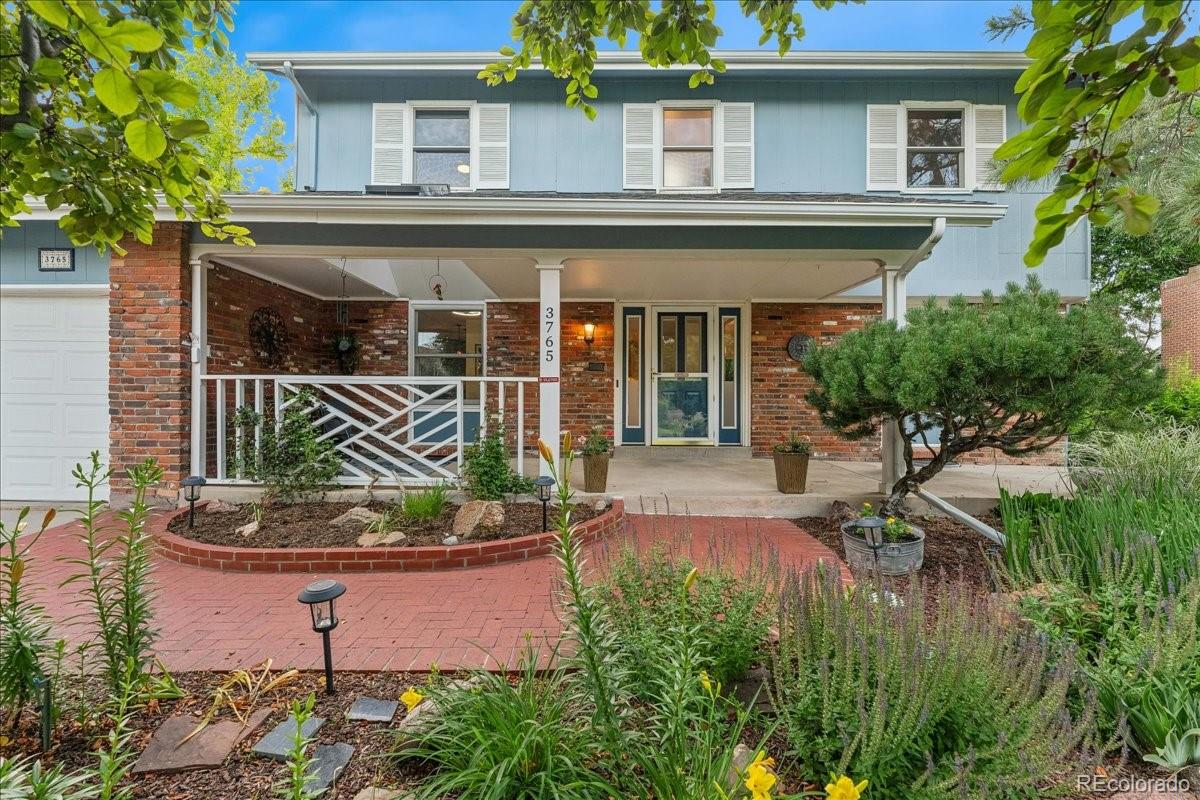 3765 E Easter Drive, centennial MLS: 3712155 Beds: 4 Baths: 3 Price: $999,000