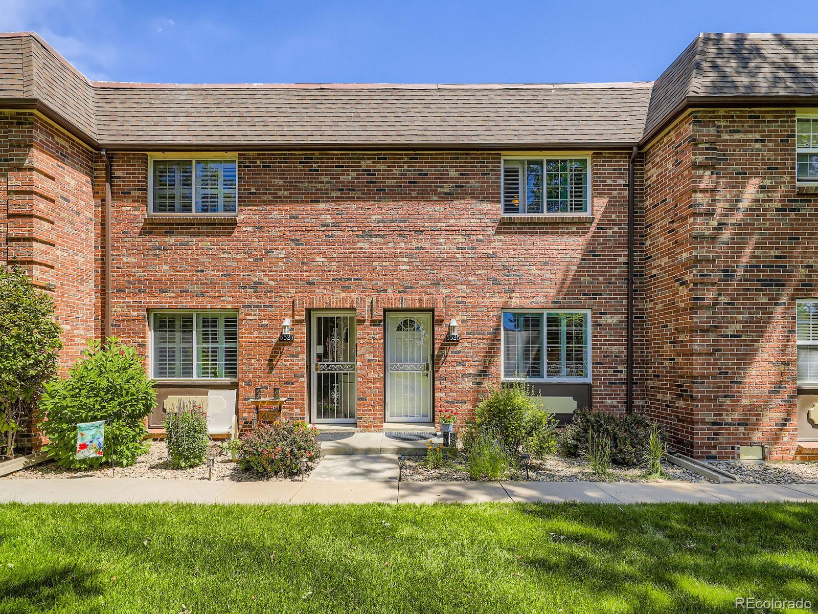 5525 S Lowell Boulevard , Littleton  MLS: 4003127 Beds: 2 Baths: 2 Price: $370,000