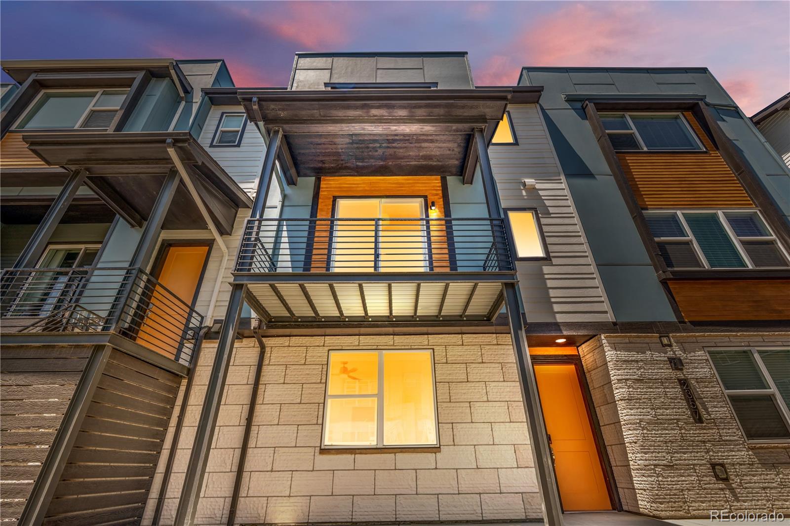 2347  Kite Route Lane, superior MLS: 4683257 Beds: 3 Baths: 4 Price: $795,000