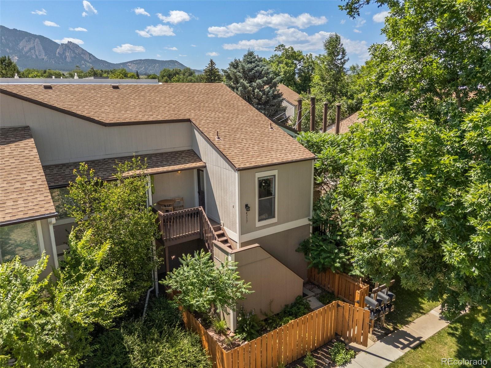 boulder  House Search Picture