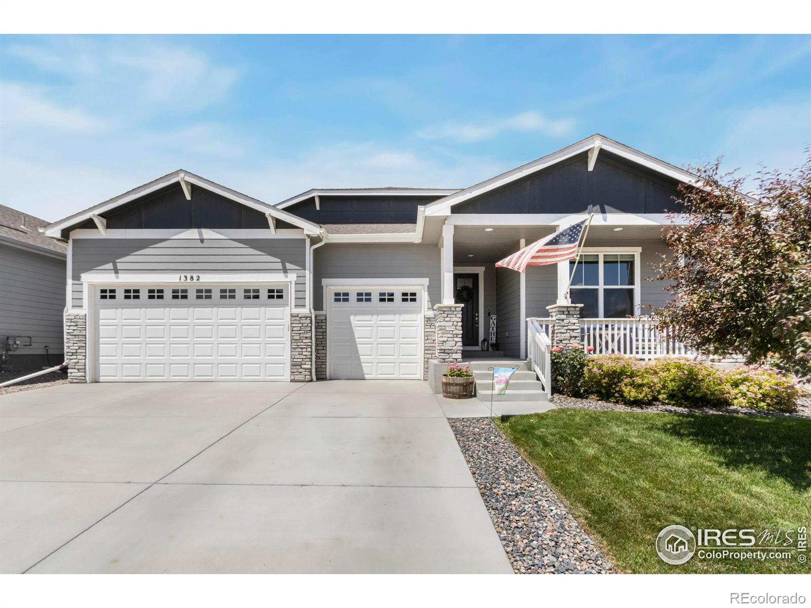 1382  Copeland Falls Road, severance MLS: 4567891037071 Beds: 5 Baths: 4 Price: $689,995