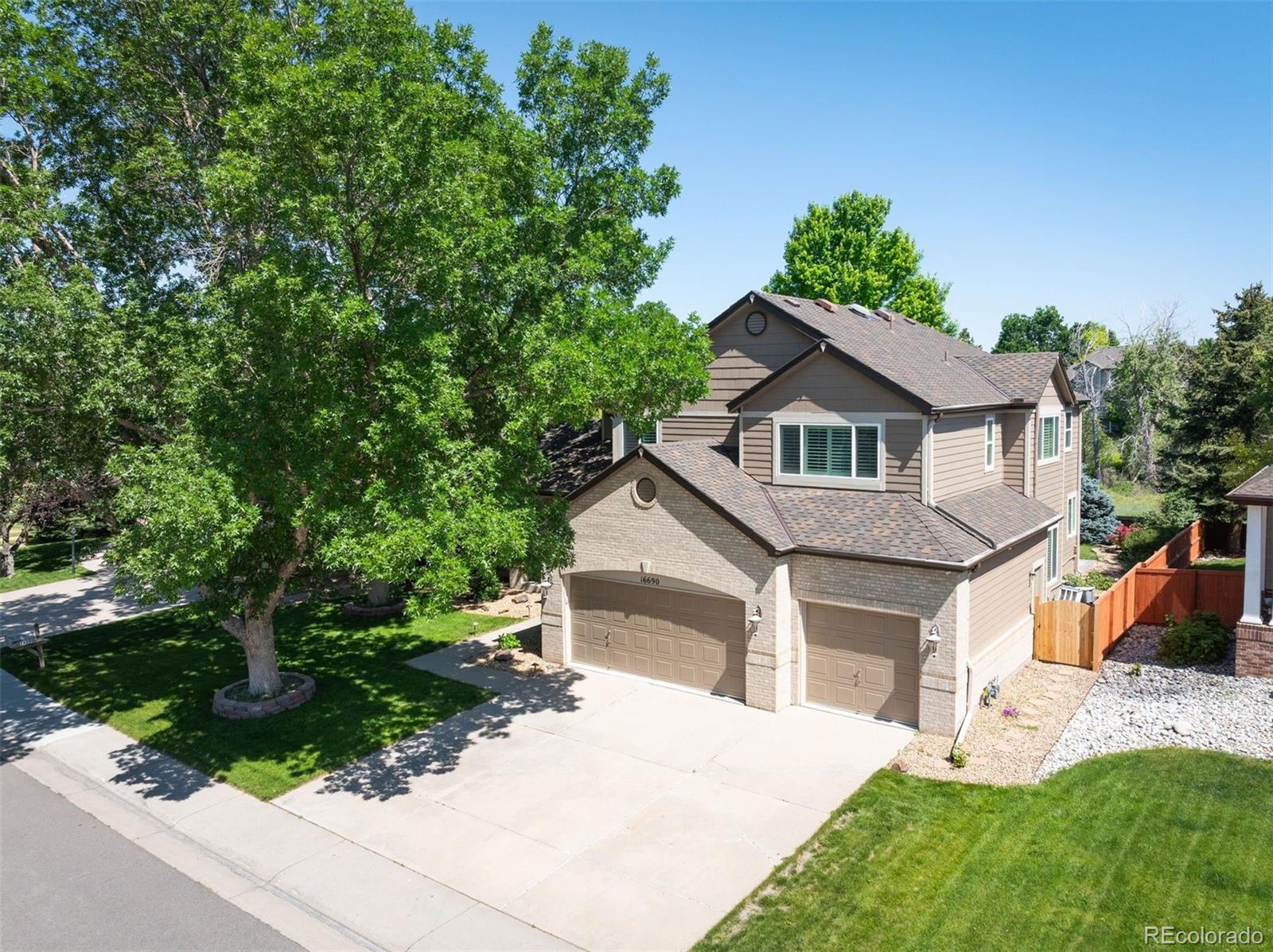 16690  Amberstone Way, parker MLS: 3321532 Beds: 5 Baths: 4 Price: $849,900