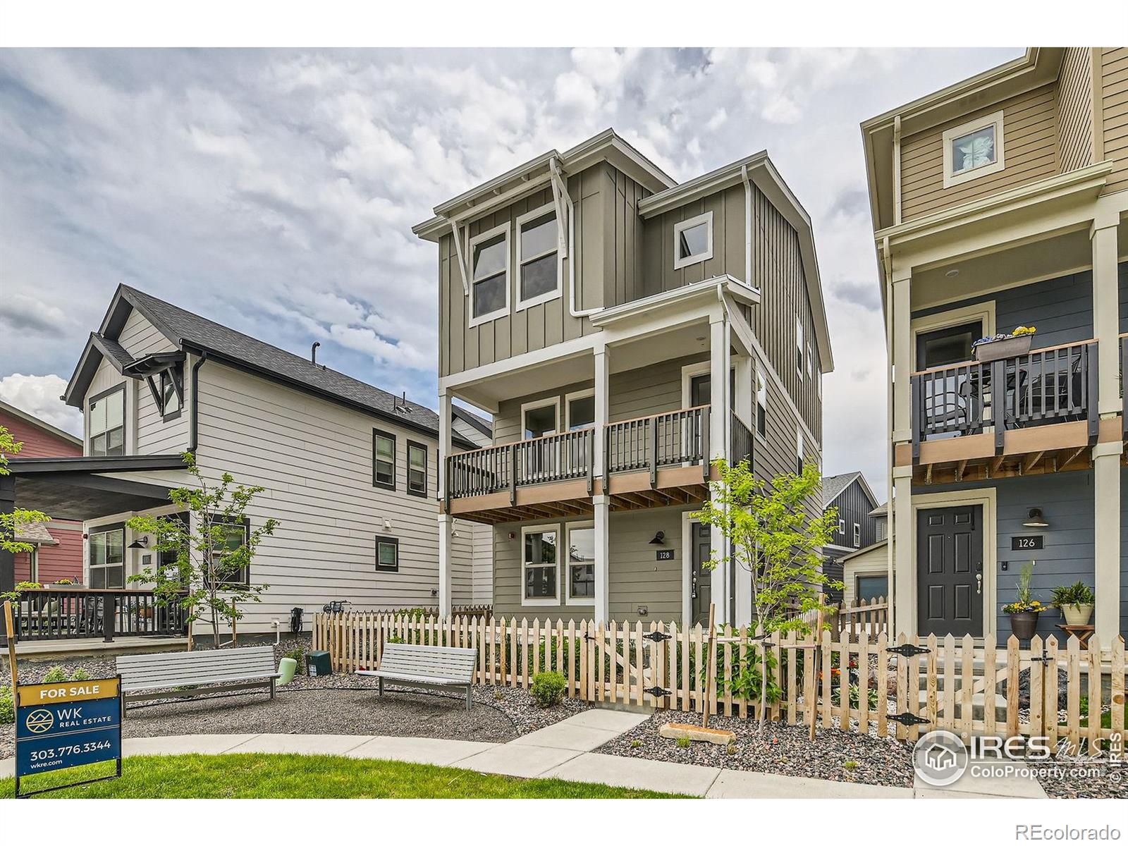 128 E Douglas Street, superior MLS: 4567891037095 Beds: 3 Baths: 3 Price: $736,000