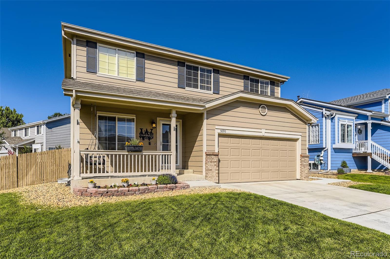5090  Miriam Lane, parker MLS: 6742661 Beds: 3 Baths: 4 Price: $574,850