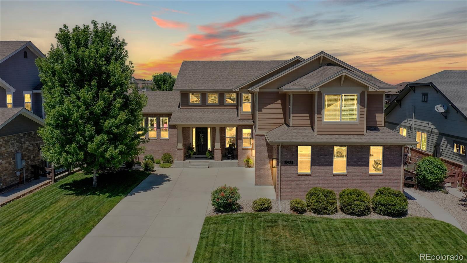 1988  Cataluna Drive, windsor MLS: 8931121 Beds: 6 Baths: 5 Price: $975,000