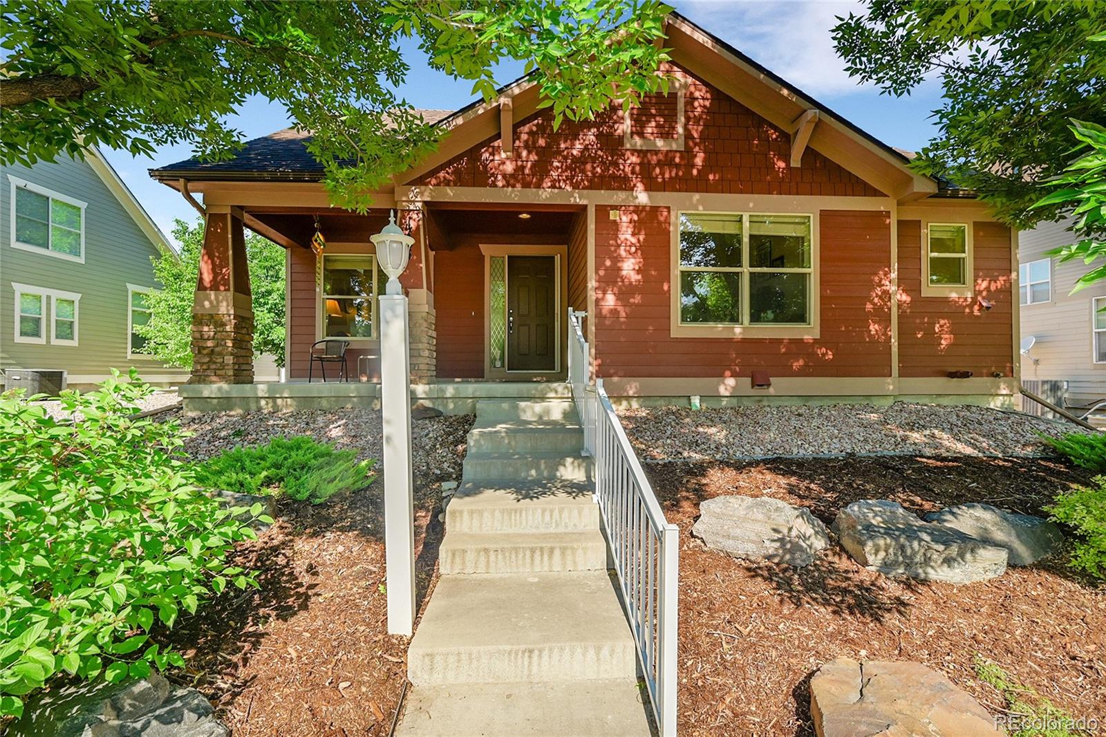 1733  Monarch Circle, loveland MLS: 2858848 Beds: 4 Baths: 4 Price: $550,000