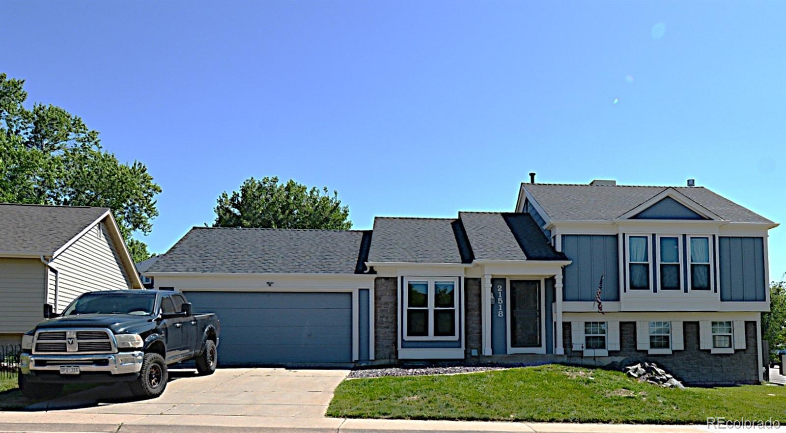 21518 E Powers Lane, centennial MLS: 9286074 Beds: 4 Baths: 2 Price: $545,000