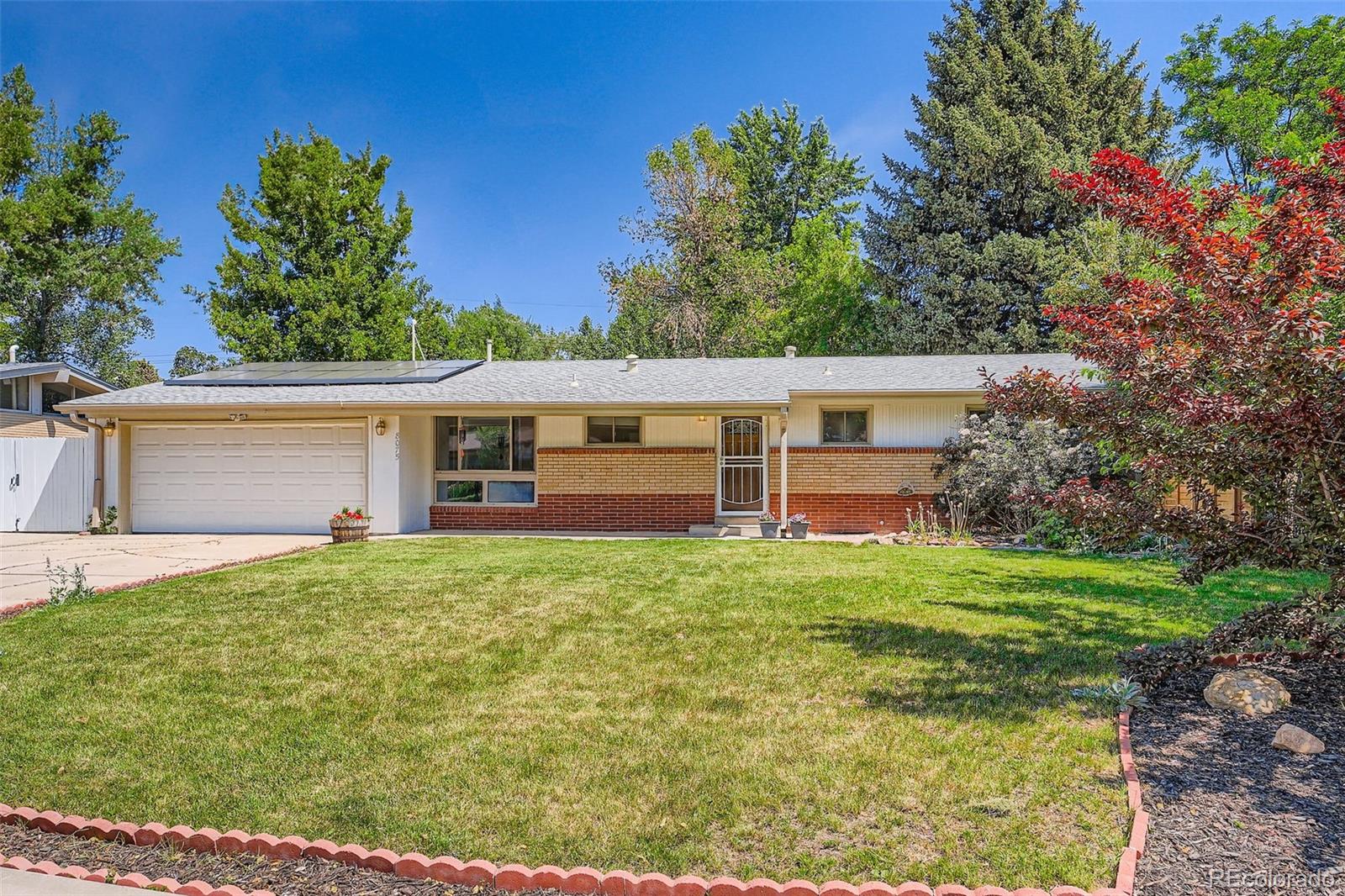 8075  Sunset Drive, lakewood MLS: 8100705 Beds: 4 Baths: 3 Price: $750,000