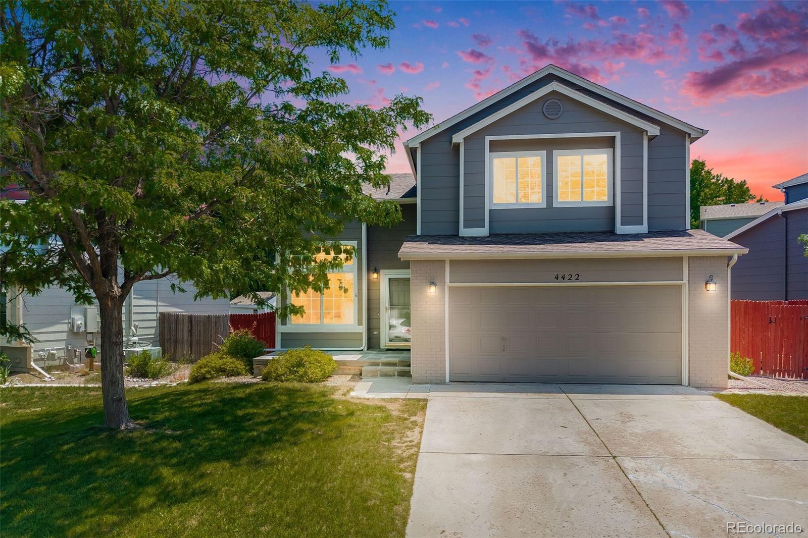 4422 E Andover Avenue, castle rock MLS: 1562133 Beds: 3 Baths: 3 Price: $525,000