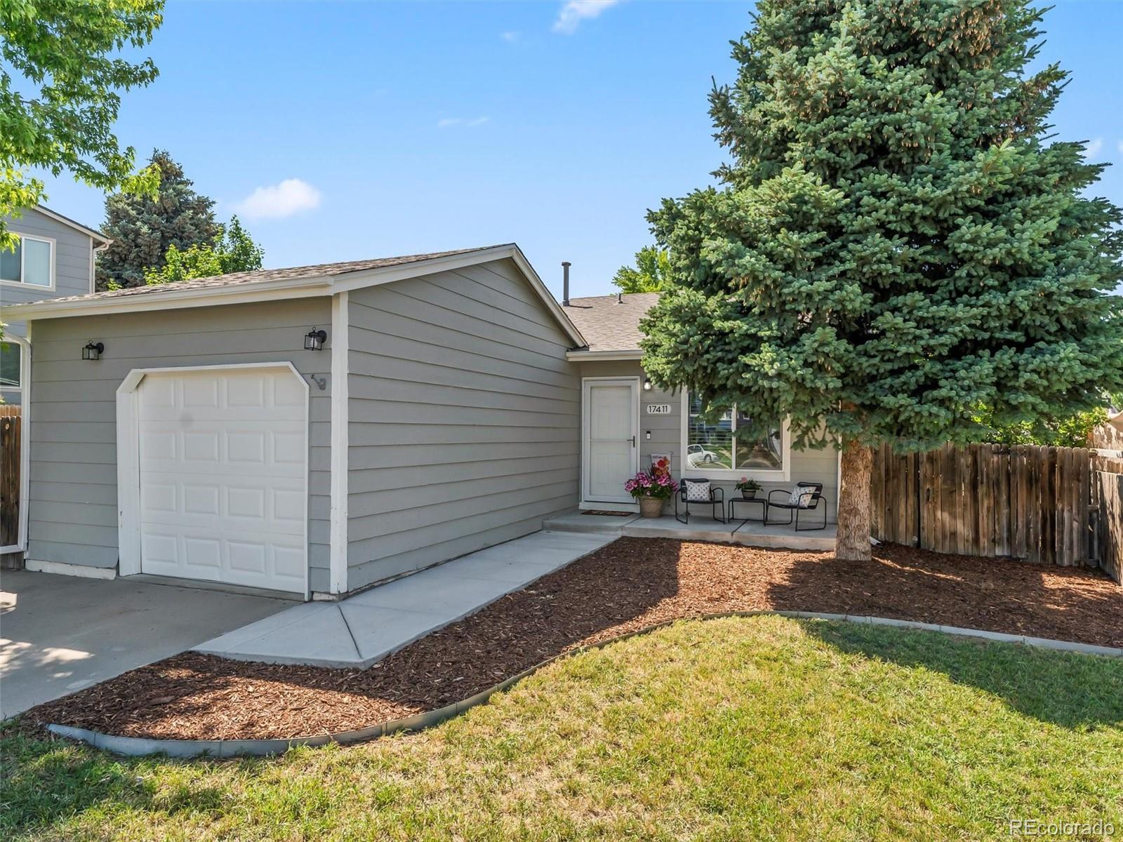 17411 E Layton Drive, aurora MLS: 9116538 Beds: 3 Baths: 2 Price: $479,000
