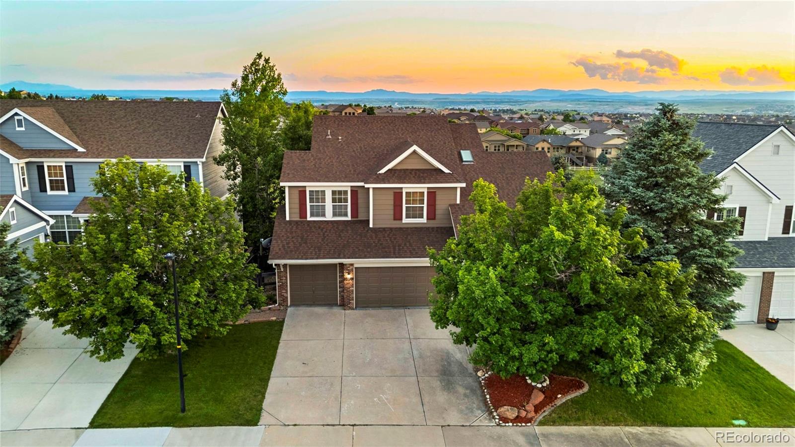 23060  Hope Dale Avenue, parker MLS: 9304282 Beds: 4 Baths: 4 Price: $899,000
