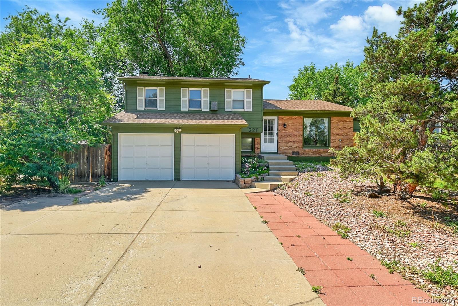 2211  Sherman Street, longmont MLS: 2937944 Beds: 3 Baths: 2 Price: $499,500
