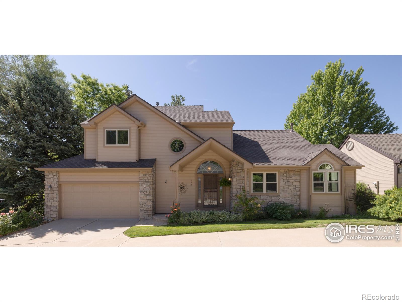 322  DIAMOND Circle, louisville MLS: 4567891037207 Beds: 2 Baths: 3 Price: $819,000