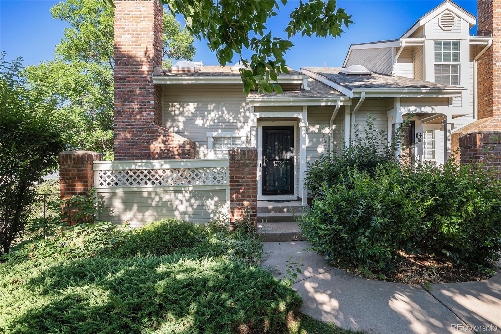 2882 W Long Circle H, Littleton  MLS: 6492338 Beds: 3 Baths: 2 Price: $474,000
