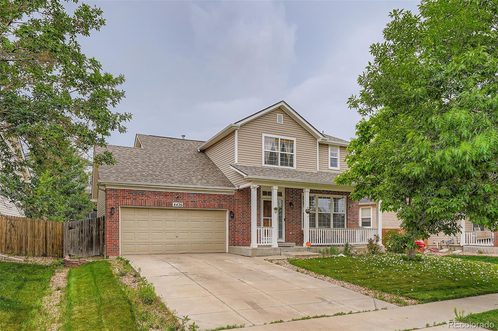 4426  Windmill Drive, brighton MLS: 2408286 Beds: 3 Baths: 3 Price: $485,000