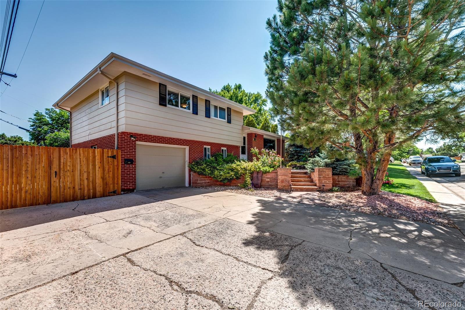 4660 E Briarwood Place, centennial  House Search MLS Picture