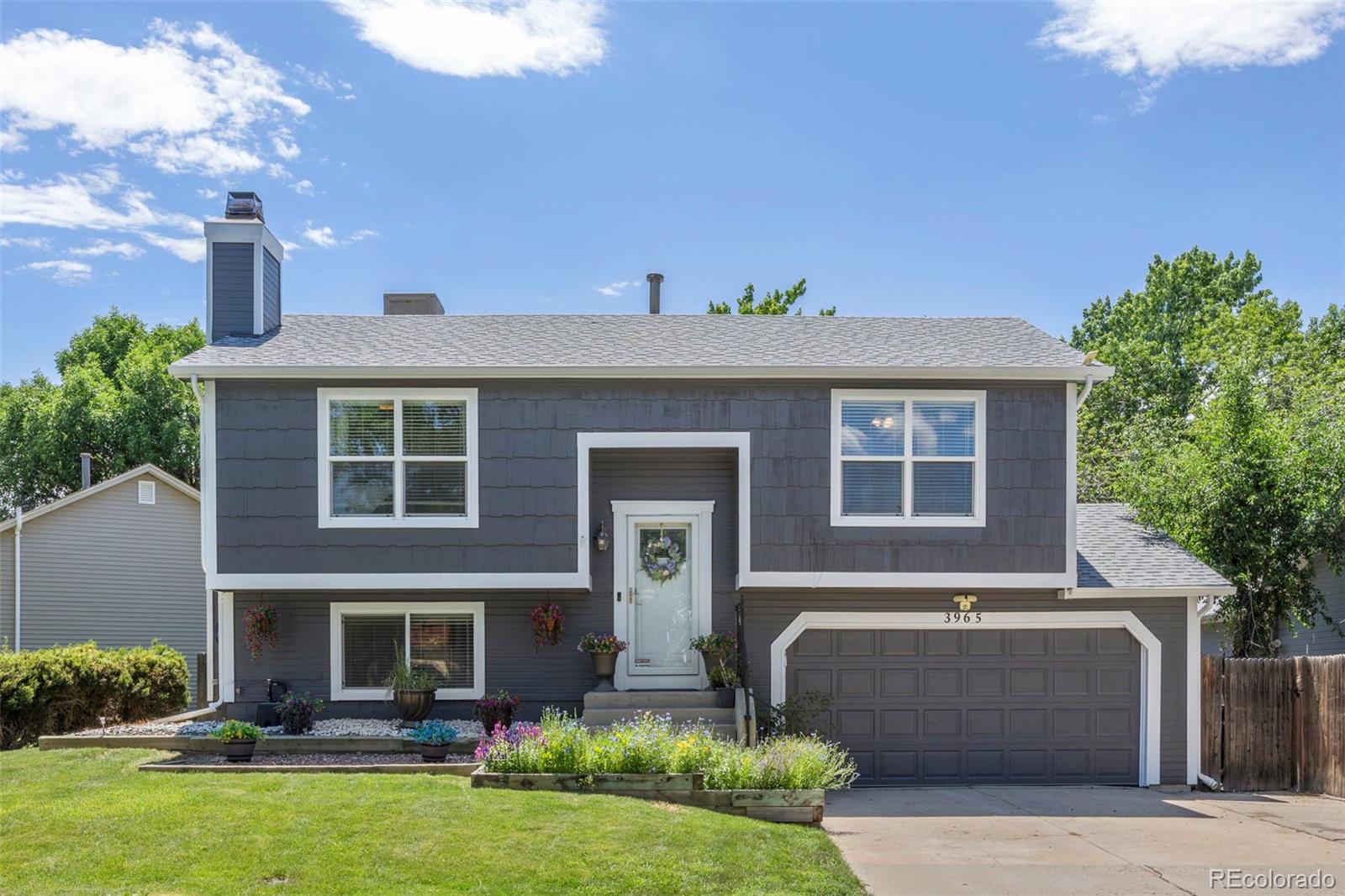 3965 S Fundy Circle, aurora MLS: 7428180 Beds: 3 Baths: 2 Price: $450,000