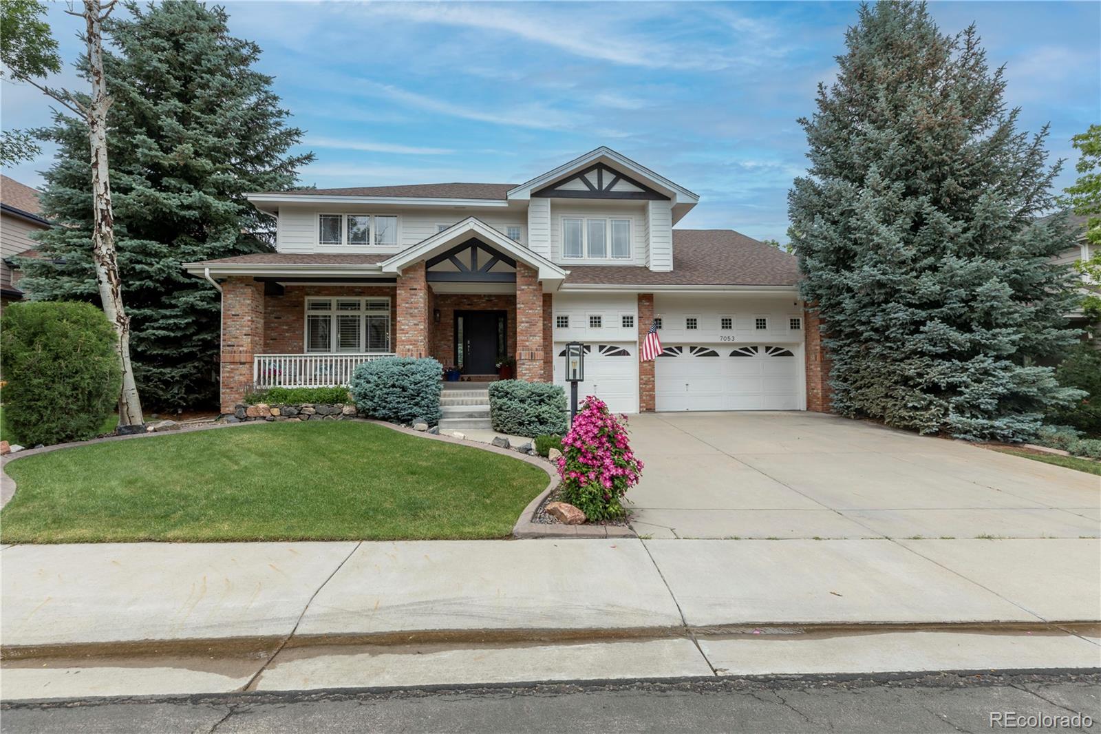 7053 S Shawnee Street, aurora MLS: 8955893 Beds: 4 Baths: 4 Price: $1,049,000