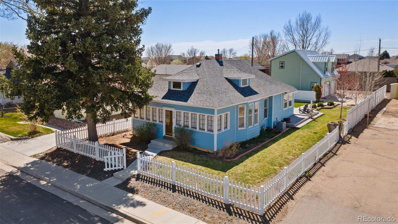224  4th Avenue, severance MLS: 7999202 Beds: 3 Baths: 2 Price: $525,000