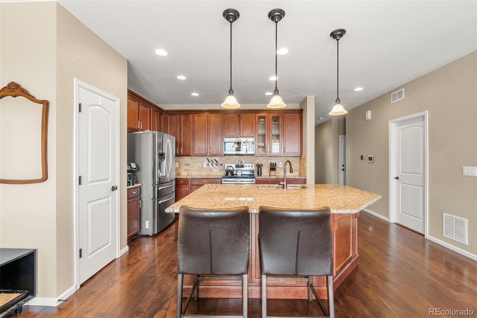 2043 S Cathay Way, aurora  House Search MLS Picture