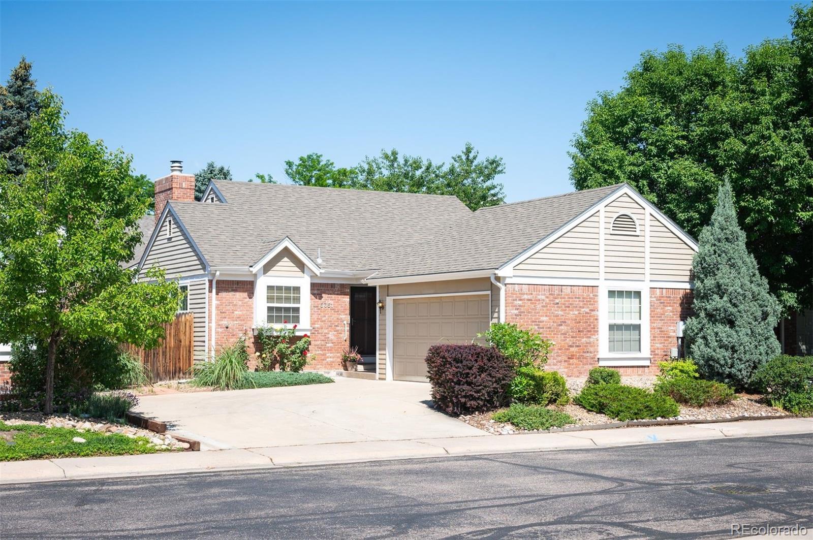 5351 S Cody Street, littleton MLS: 7143873 Beds: 2 Baths: 2 Price: $540,000