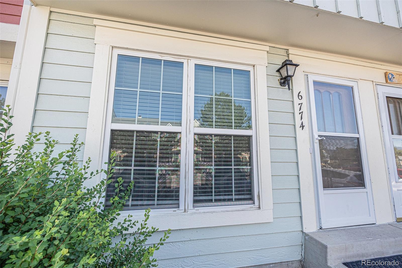 6774 S Independence Street, littleton MLS: 4003384 Beds: 2 Baths: 2 Price: $375,000