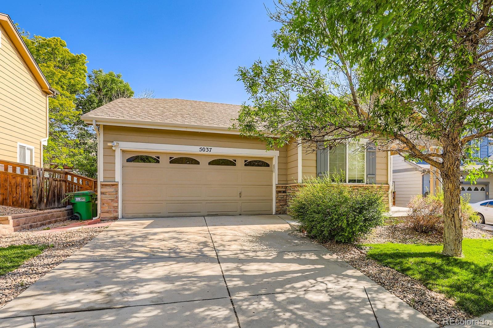 5037  Pelican Street, brighton MLS: 2853554 Beds: 3 Baths: 2 Price: $445,000