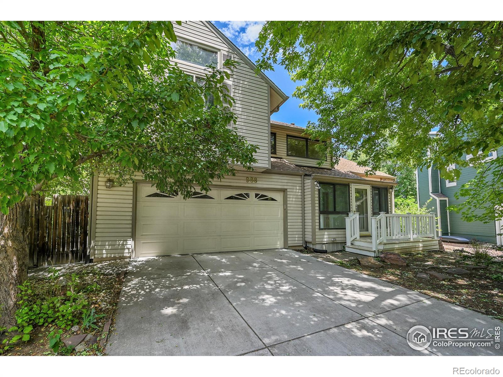 988  Cleveland Court, louisville MLS: 4567891037411 Beds: 3 Baths: 3 Price: $975,000