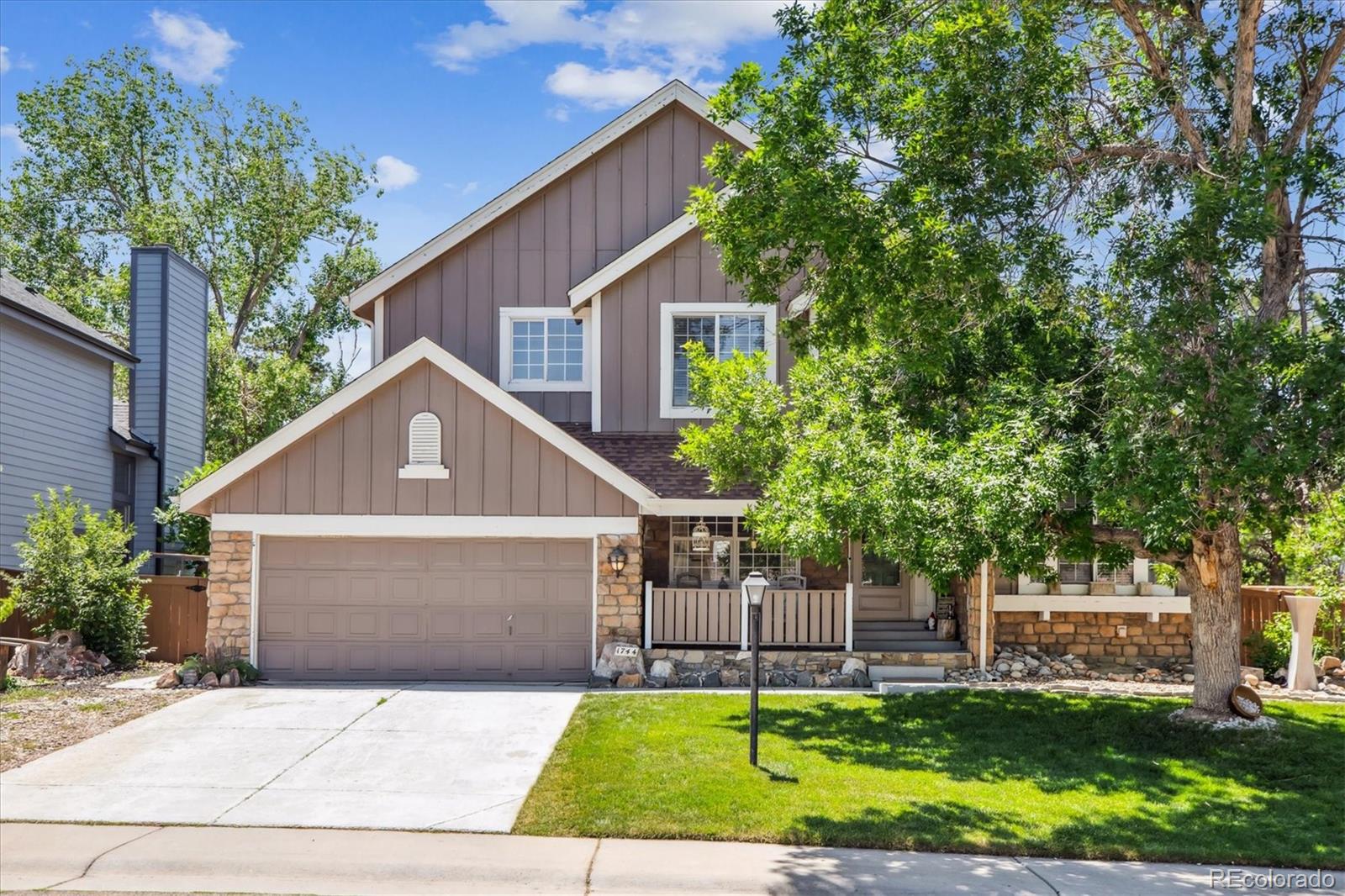 1744  Brookside Drive, highlands ranch MLS: 1586781 Beds: 5 Baths: 4 Price: $635,000