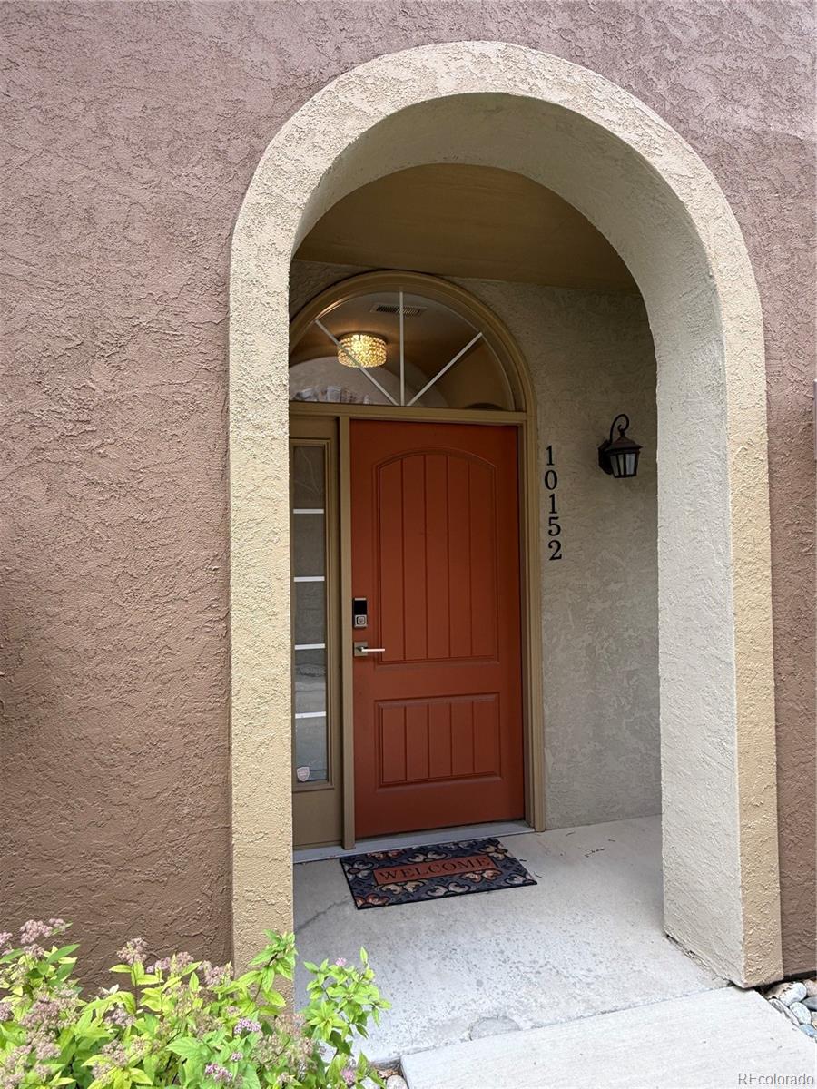 lone tree  House Search Picture