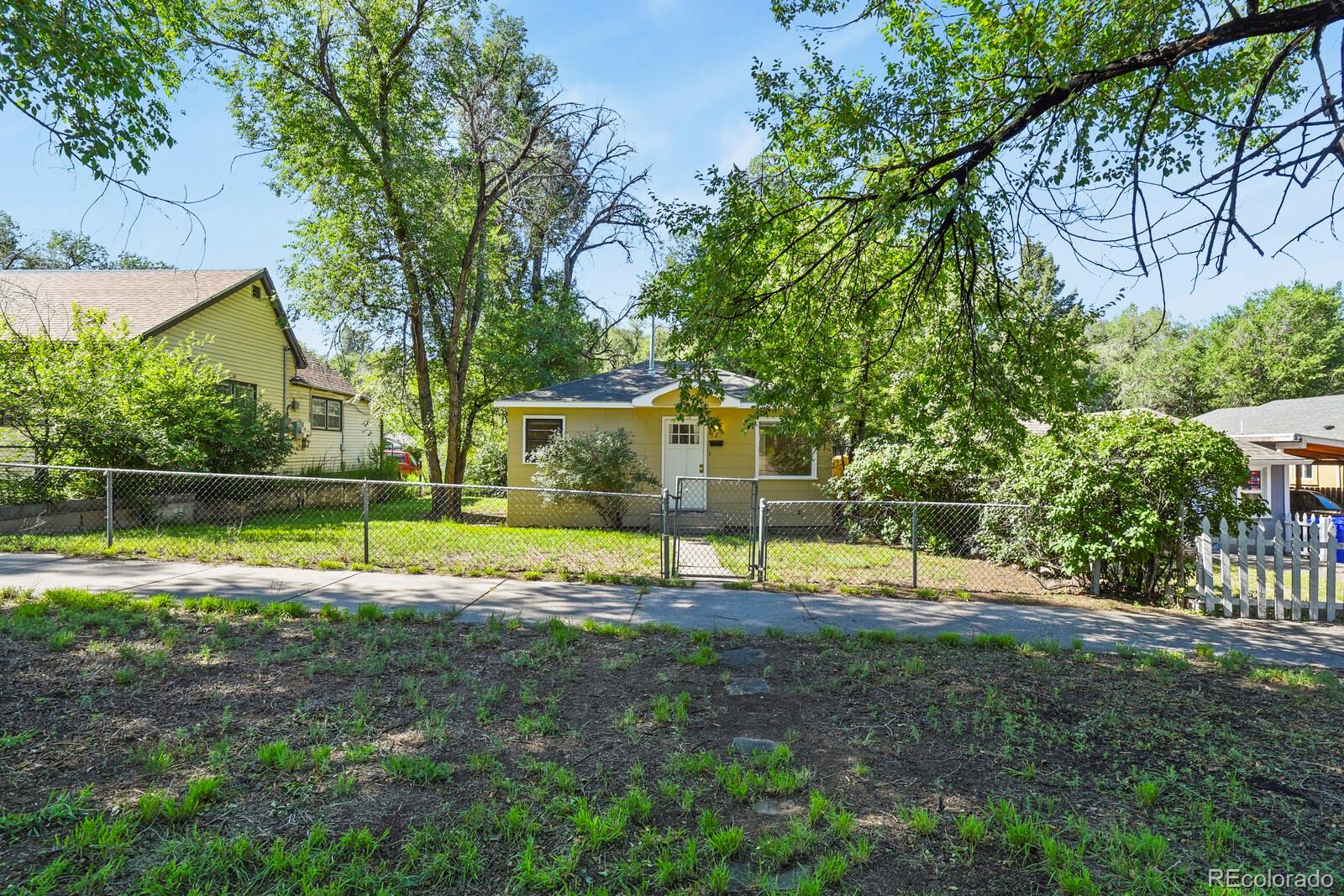 921 E Cucharras Street, colorado springs  House Search MLS Picture