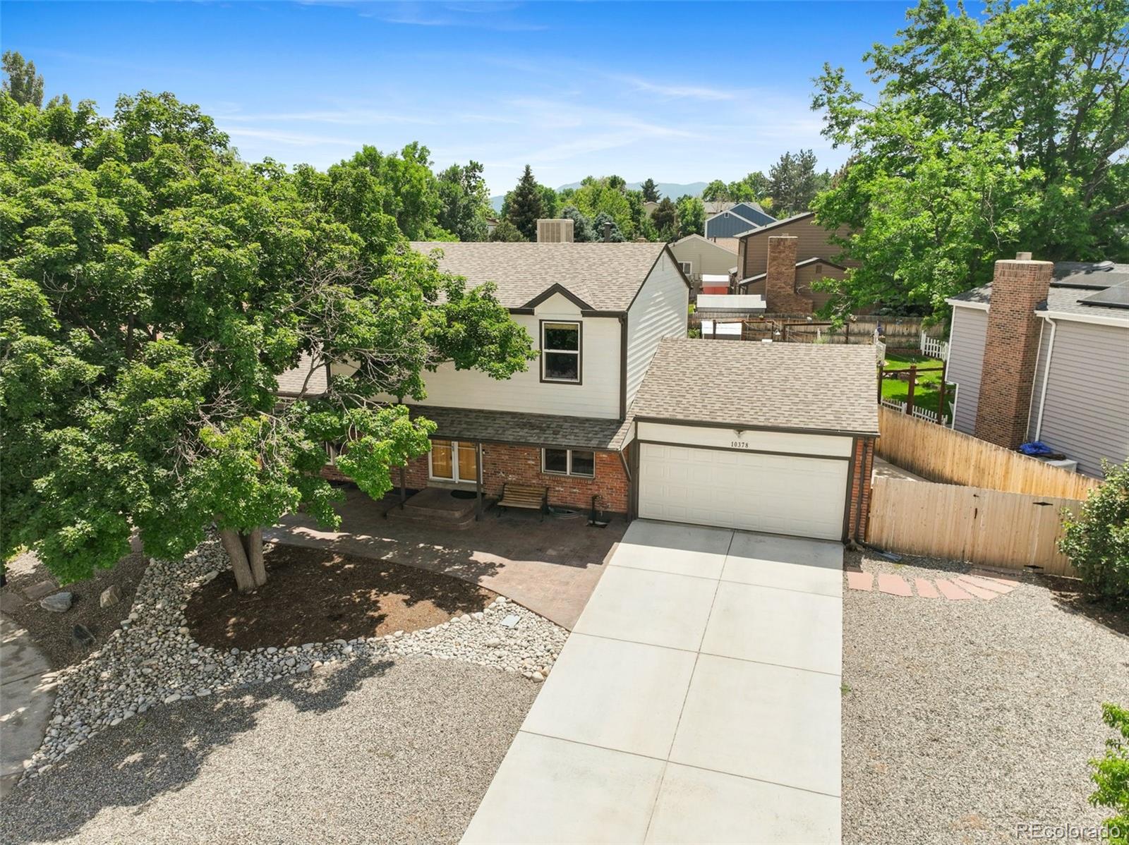 10378 W Weaver Avenue, littleton MLS: 7593065 Beds: 4 Baths: 4 Price: $639,000