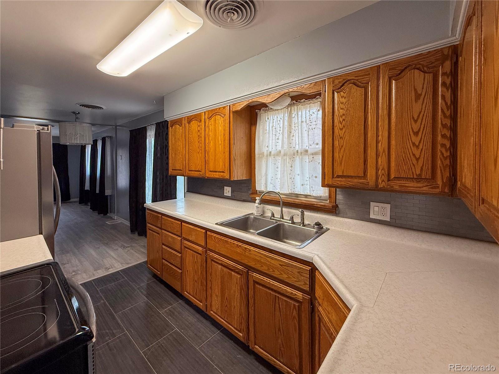163  Pomeroy Street, burlington  House Search MLS Picture