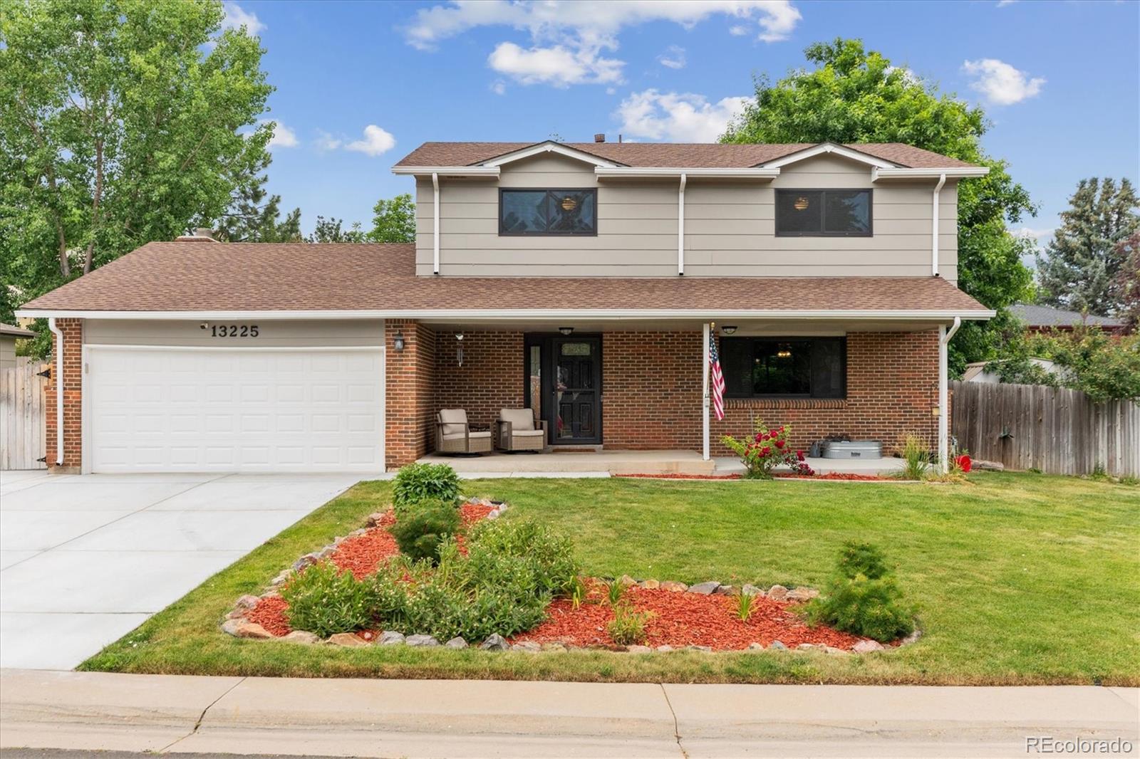 lone tree  House Search Picture