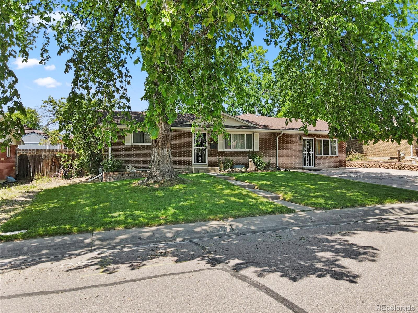 1373 S Cape Way, lakewood  House Search MLS Picture