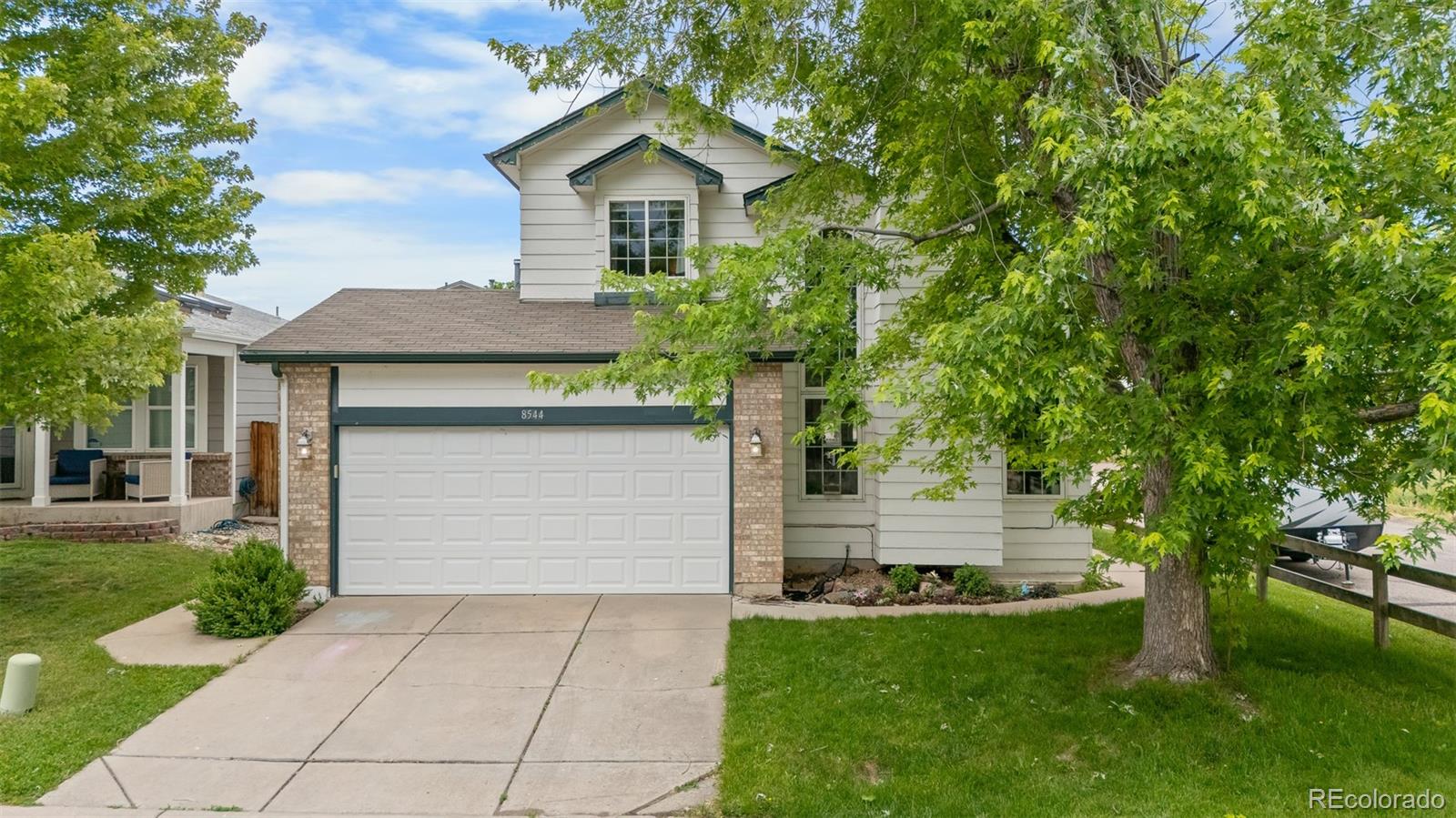 8544 S Upham Way, littleton MLS: 3338748 Beds: 3 Baths: 3 Price: $585,000
